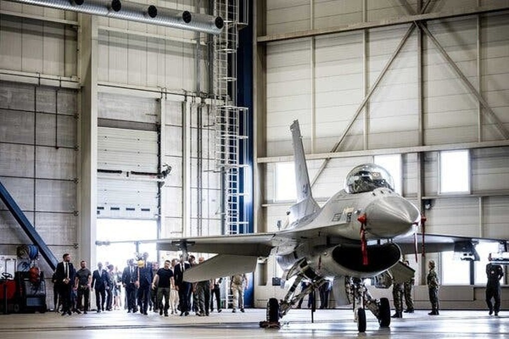 The reason Ukraine always has a headache with the F-16 fighter problem 0